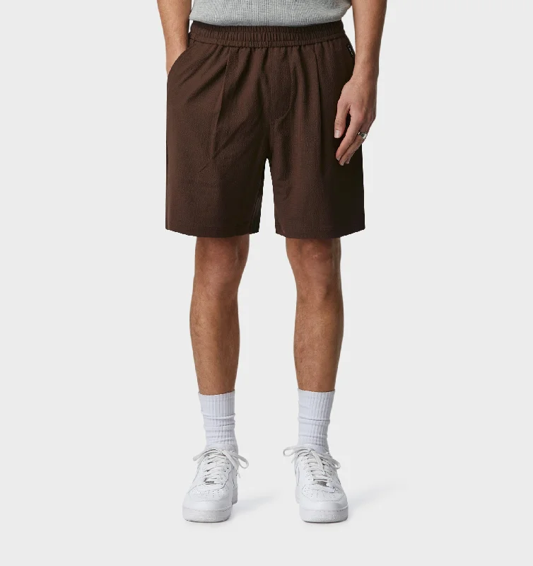 Seersucker Michael Pleat Short - Dark Brown